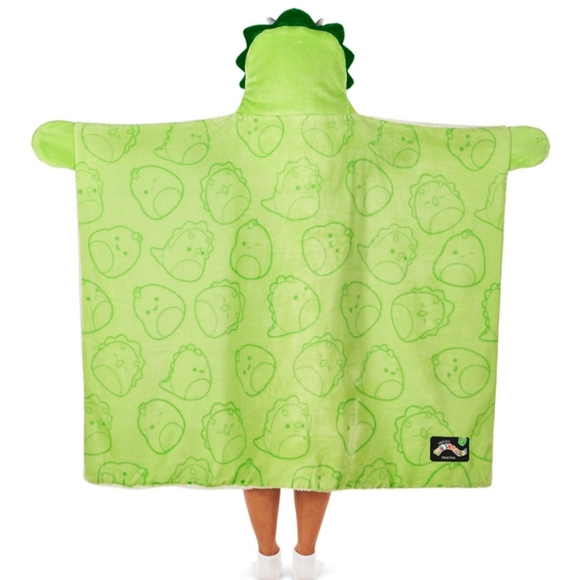 NWT❤️‍🔥Last 1! Squishmallows "Tristan"  Stegosaurus Super Soft Hooded Throw❤️ - Picture 3 of 9